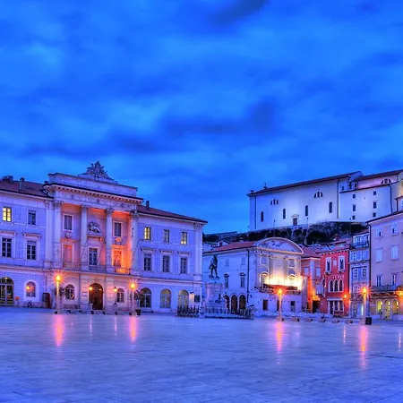 Apartman Cosy Little Love Nest In