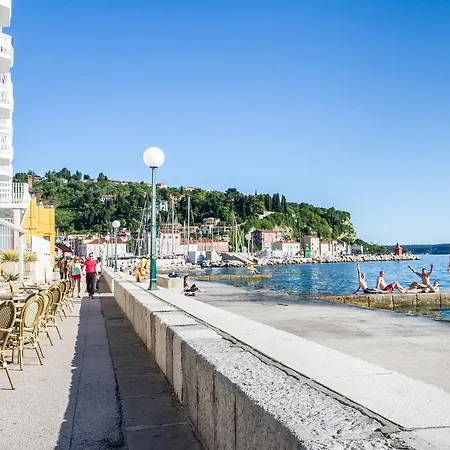 Cosy Little Nest In Apartamento Piran